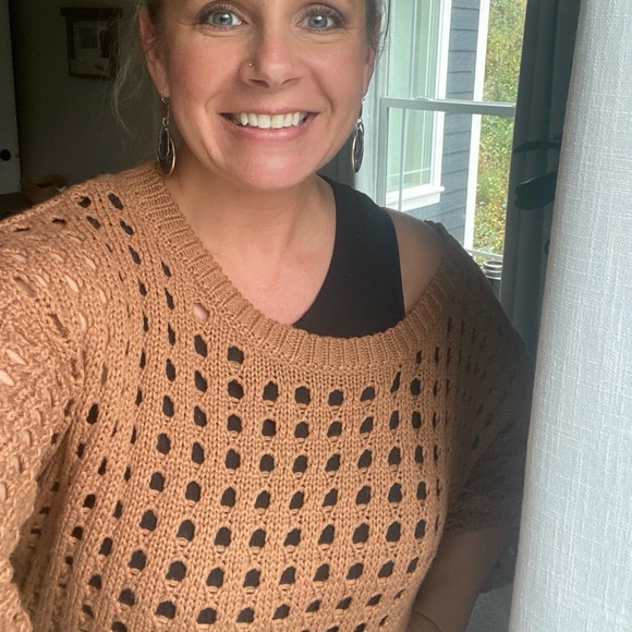 Savvi Dana Sweater - Picture 2 of 3